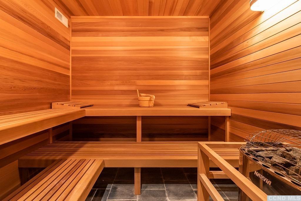 https://www.steamsaunabath.com/sauna/home-sauna/room-kits/infrared-sauna-kits